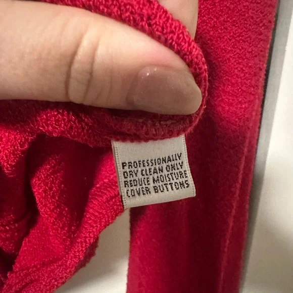 St. John Couture Women's Scarlet Blazer with Gold Buttons - Picture 7 of 7